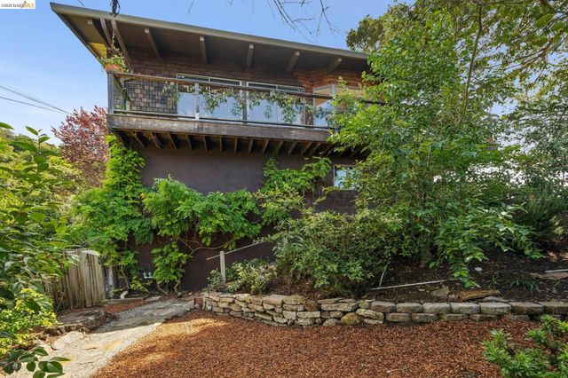 3560 Dwight Way, Berkeley, CA 94704