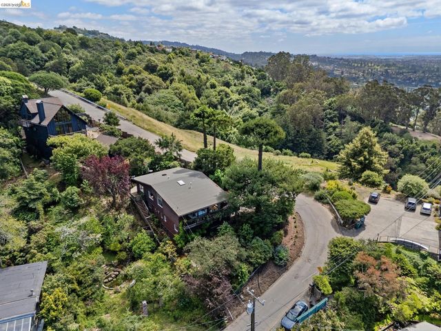 3560 Dwight Way, Berkeley, CA 94704