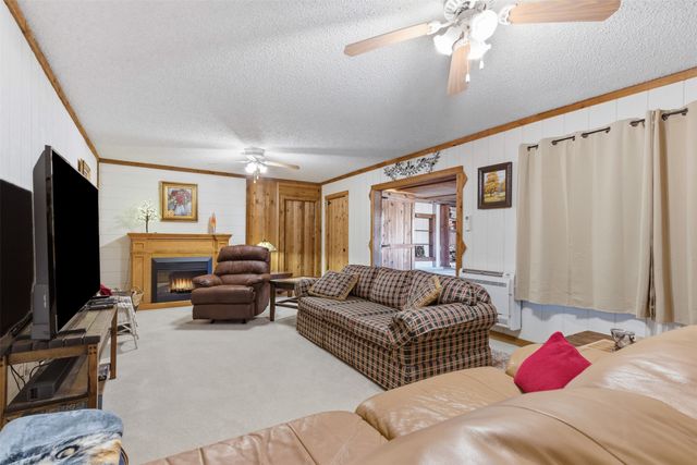 302 Kennon Circle, Palo Pinto, TX 76484