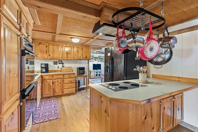 302 Kennon Circle, Palo Pinto, TX 76484