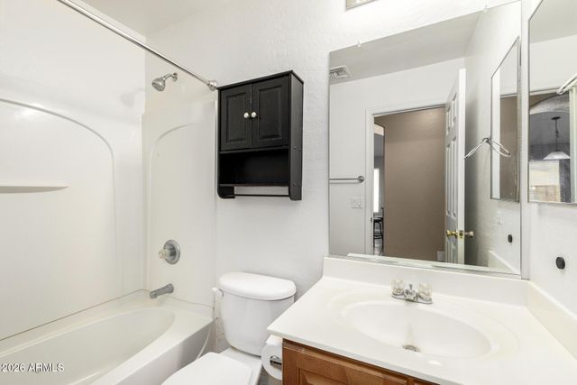 1109 E MAYFIELD Drive, San Tan Valley, AZ 85143