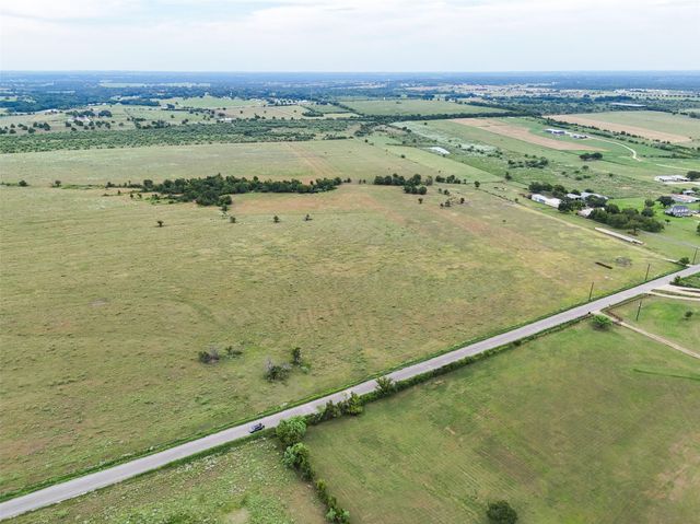 5211 Chadwick Hogan Road, Chappell Hill, TX 77426