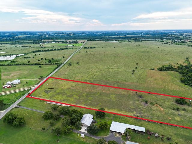 5211 Chadwick Hogan Road, Chappell Hill, TX 77426