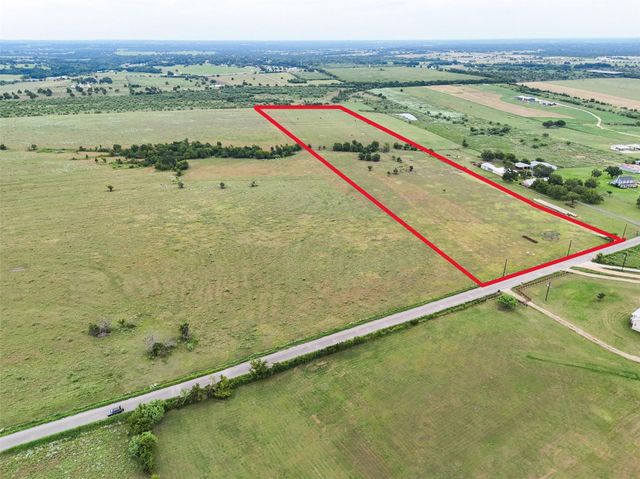 5211 Chadwick Hogan Road, Chappell Hill, TX 77426