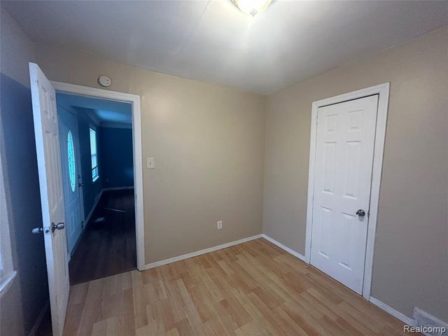 1787 Morris Avenue, Lincoln Park, MI 48146