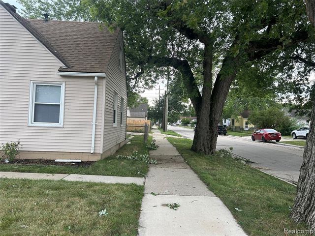 1787 Morris Avenue, Lincoln Park, MI 48146