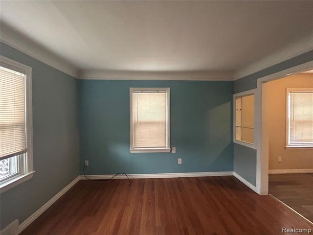 1787 Morris Avenue, Lincoln Park, MI 48146