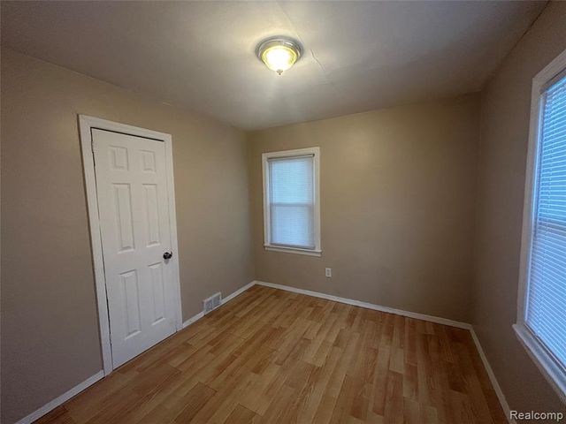 1787 Morris Avenue, Lincoln Park, MI 48146