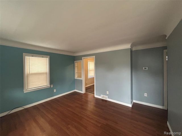 1787 Morris Avenue, Lincoln Park, MI 48146