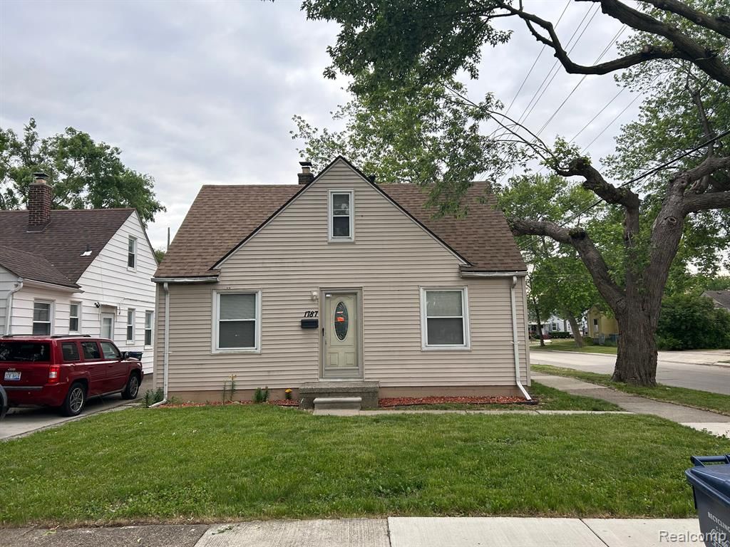 1787 Morris Avenue, Lincoln Park, MI 48146