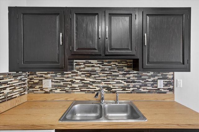 41070 Southwind Drive 92, Canton Twp, MI 48188