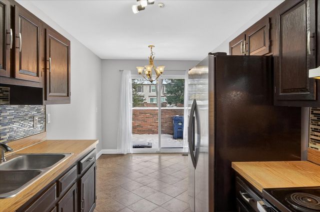 41070 Southwind Drive 92, Canton Twp, MI 48188