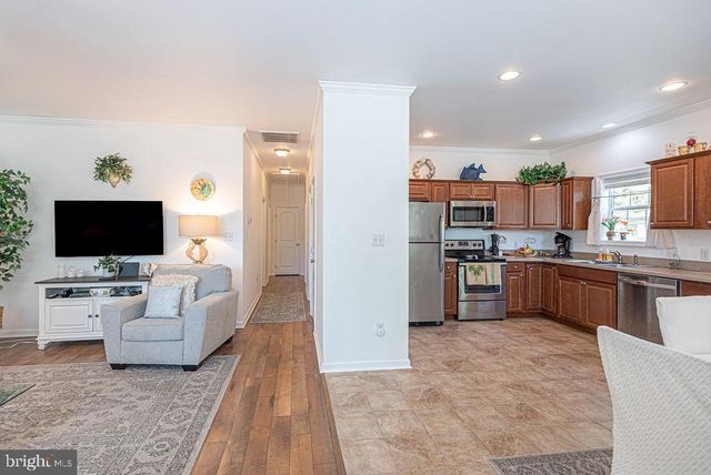6 SOUTHWIND CT, Ocean Pines, MD 21811