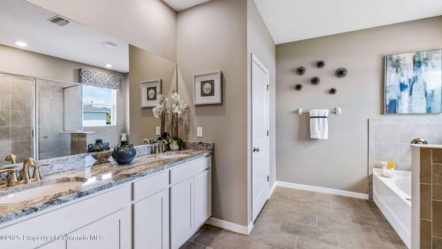 11844 Memorial Drive, Brooksville, FL 34613