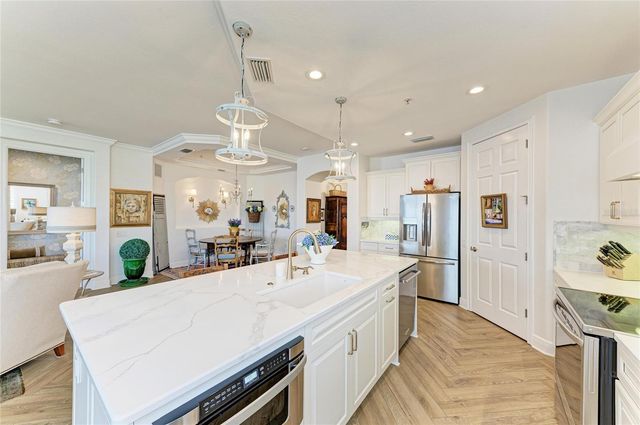 1151 RIVERSCAPE STREET 1151, Bradenton, FL 34208