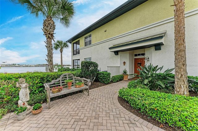 1151 RIVERSCAPE STREET 1151, Bradenton, FL 34208