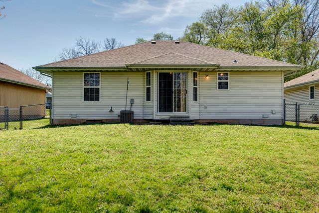 3121 W Harrison Street, Springfield, MO 65802