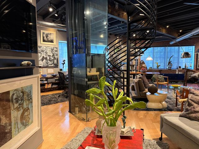 17 W 3rd Avenue, 212, Columbus, OH 43201