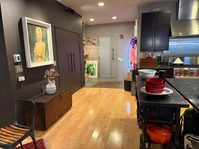 17 W 3rd Avenue, 212, Columbus, OH 43201