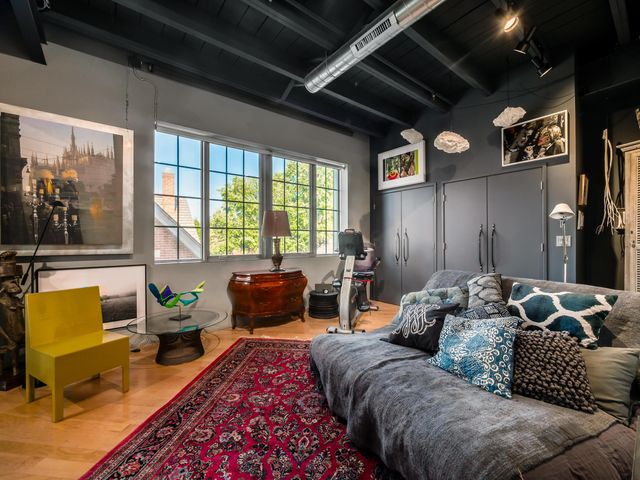 17 W 3rd Avenue, 212, Columbus, OH 43201