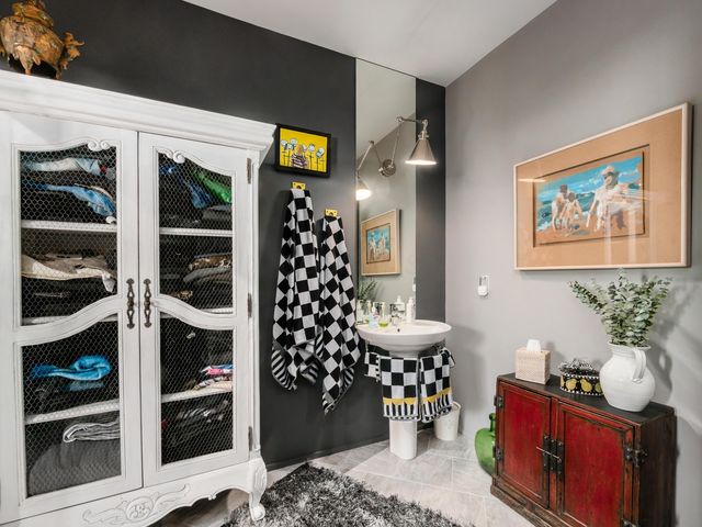 17 W 3rd Avenue, 212, Columbus, OH 43201