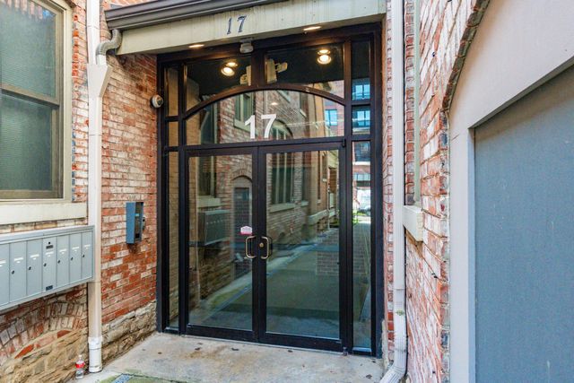 17 W 3rd Avenue, 212, Columbus, OH 43201