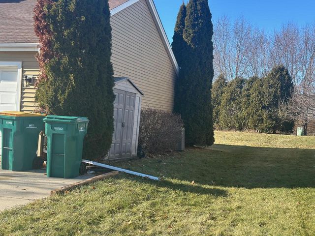 W142N9823 Amber DRIVE, Germantown, WI 53022