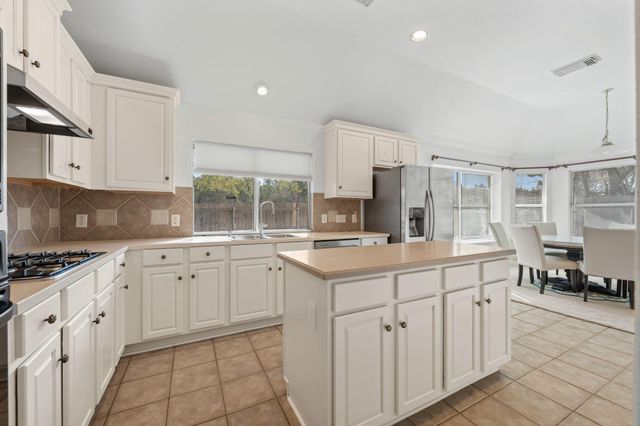 10501 Galsworthy LN, Austin, TX 78739