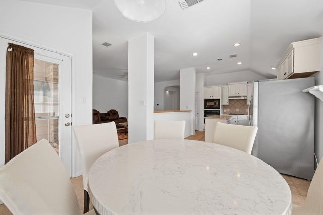 10501 Galsworthy LN, Austin, TX 78739