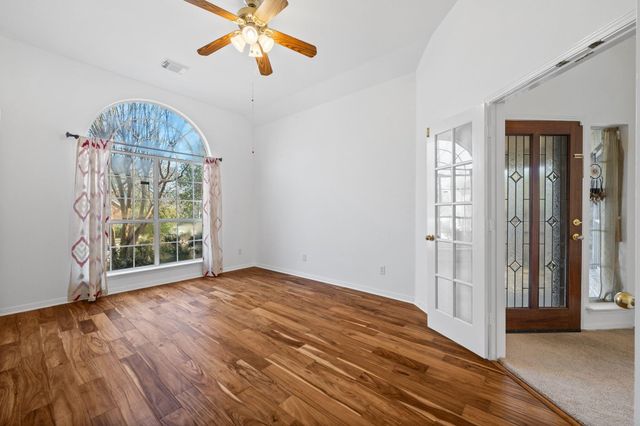 10501 Galsworthy LN, Austin, TX 78739