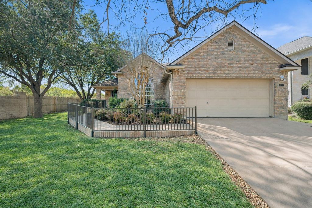 10501 Galsworthy LN, Austin, TX 78739