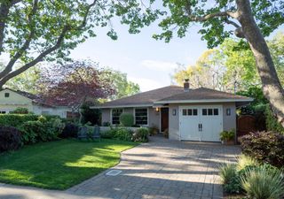 243 Robin Way, Menlo Park, CA 94025
