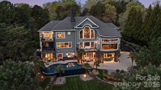 158 Printers Lane, New London, NC 28127
