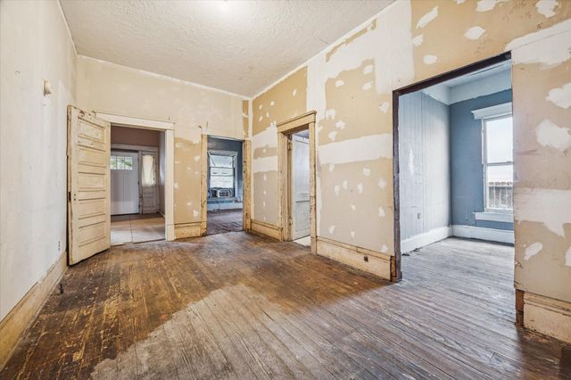 2906 Garrow Street, Houston, TX 77003