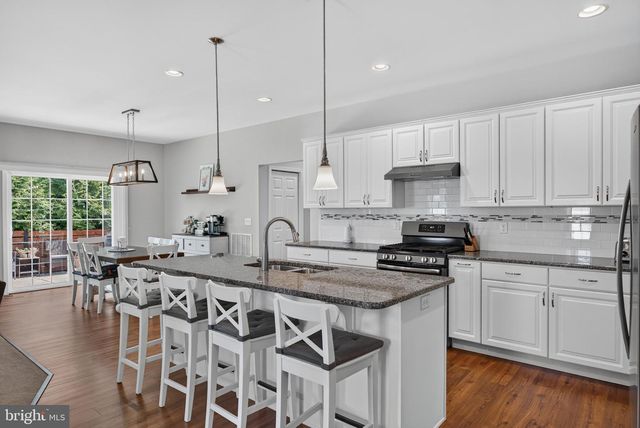27 FINCH DR, Annville, PA 17003