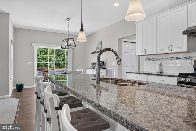 27 FINCH DR, Annville, PA 17003
