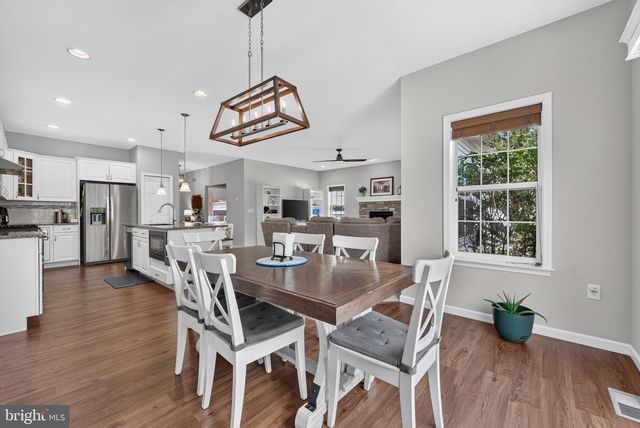27 FINCH DR, Annville, PA 17003