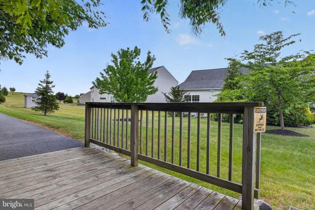 27 FINCH DR, Annville, PA 17003