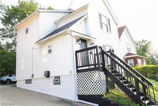 240 E Miller Avenue, Akron, OH 44301