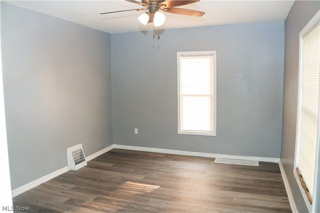 240 E Miller Avenue, Akron, OH 44301