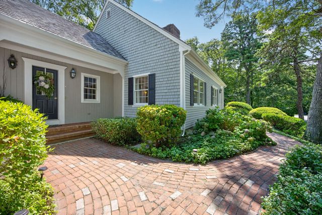 101 Spruce Run Drive, Brewster, MA 02631