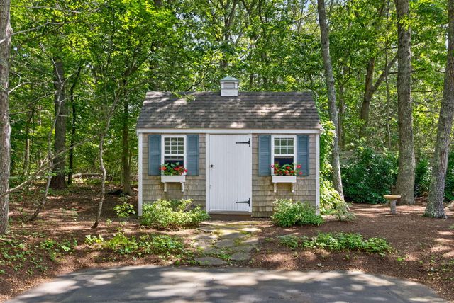 101 Spruce Run Drive, Brewster, MA 02631