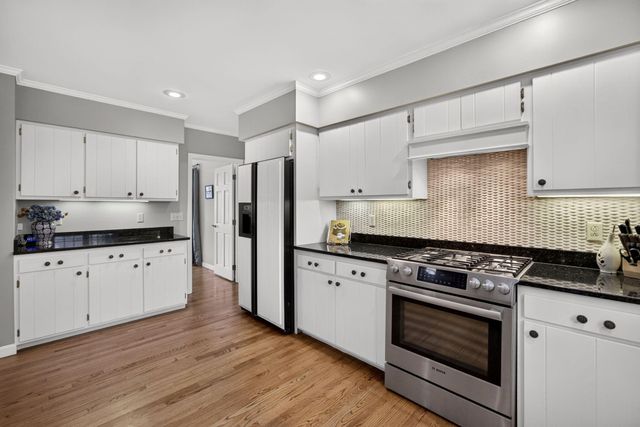 101 Spruce Run Drive, Brewster, MA 02631