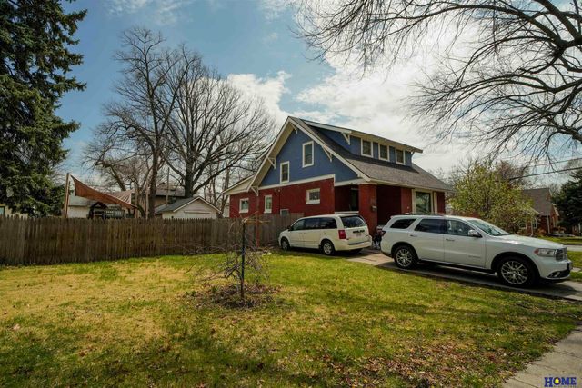 744 S 32nd Street, Lincoln, NE 68510