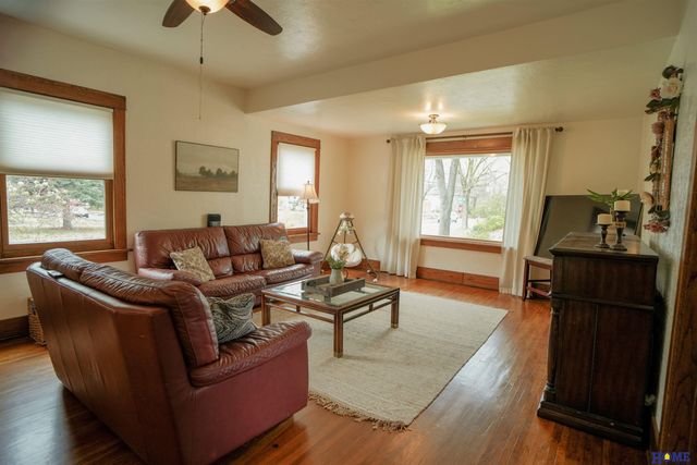 744 S 32nd Street, Lincoln, NE 68510