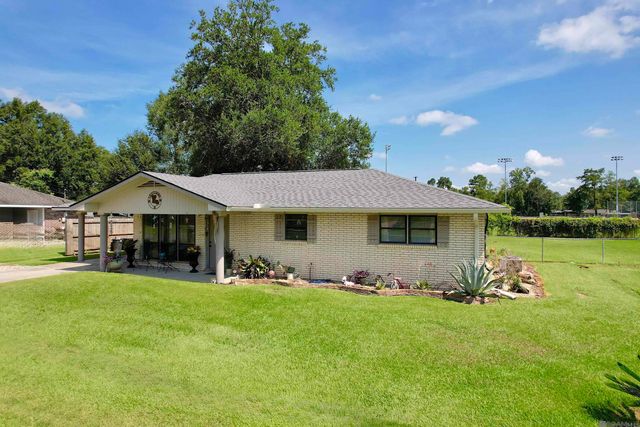508 E Chuck St, Gonzales, LA 70737