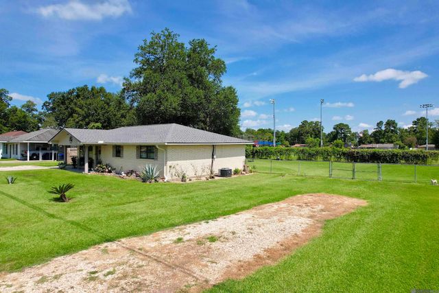 508 E Chuck St, Gonzales, LA 70737