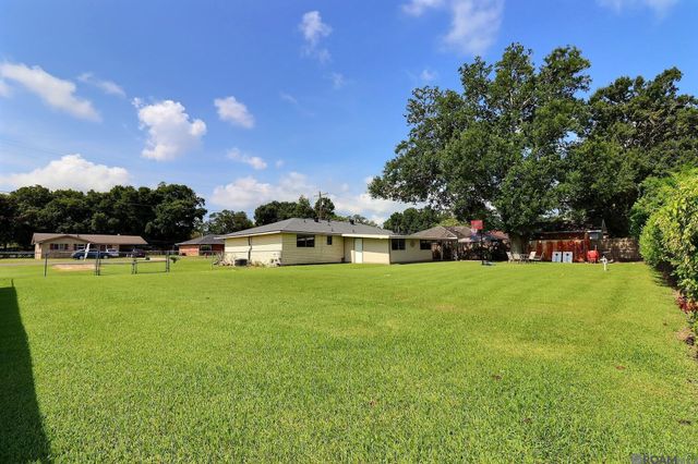 508 E Chuck St, Gonzales, LA 70737
