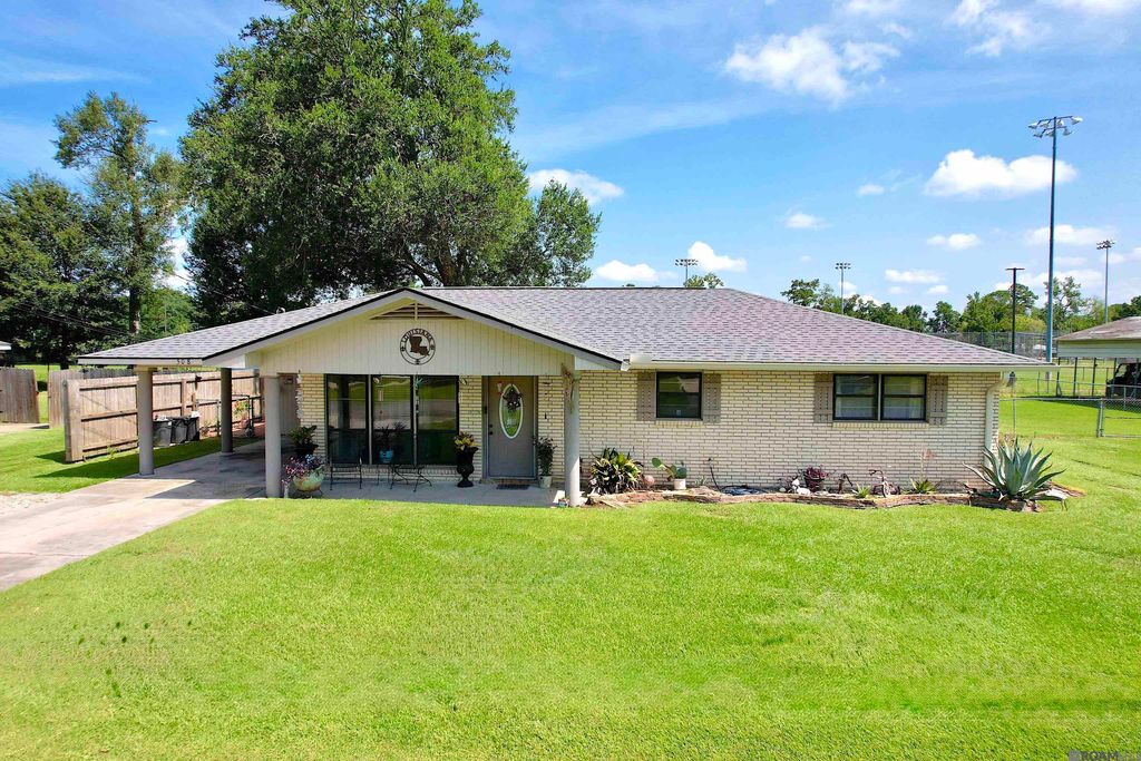 508 E Chuck St, Gonzales, LA 70737