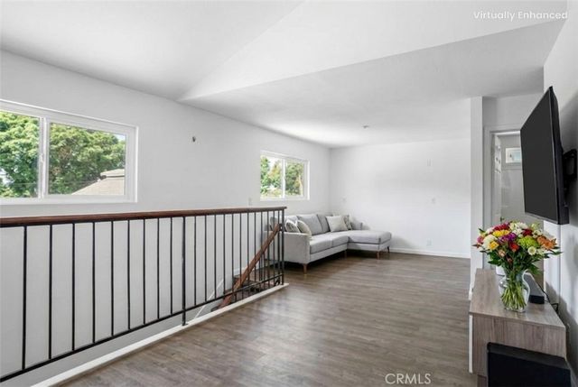 1003 W Myrtle Street, Santa Ana, CA 92703